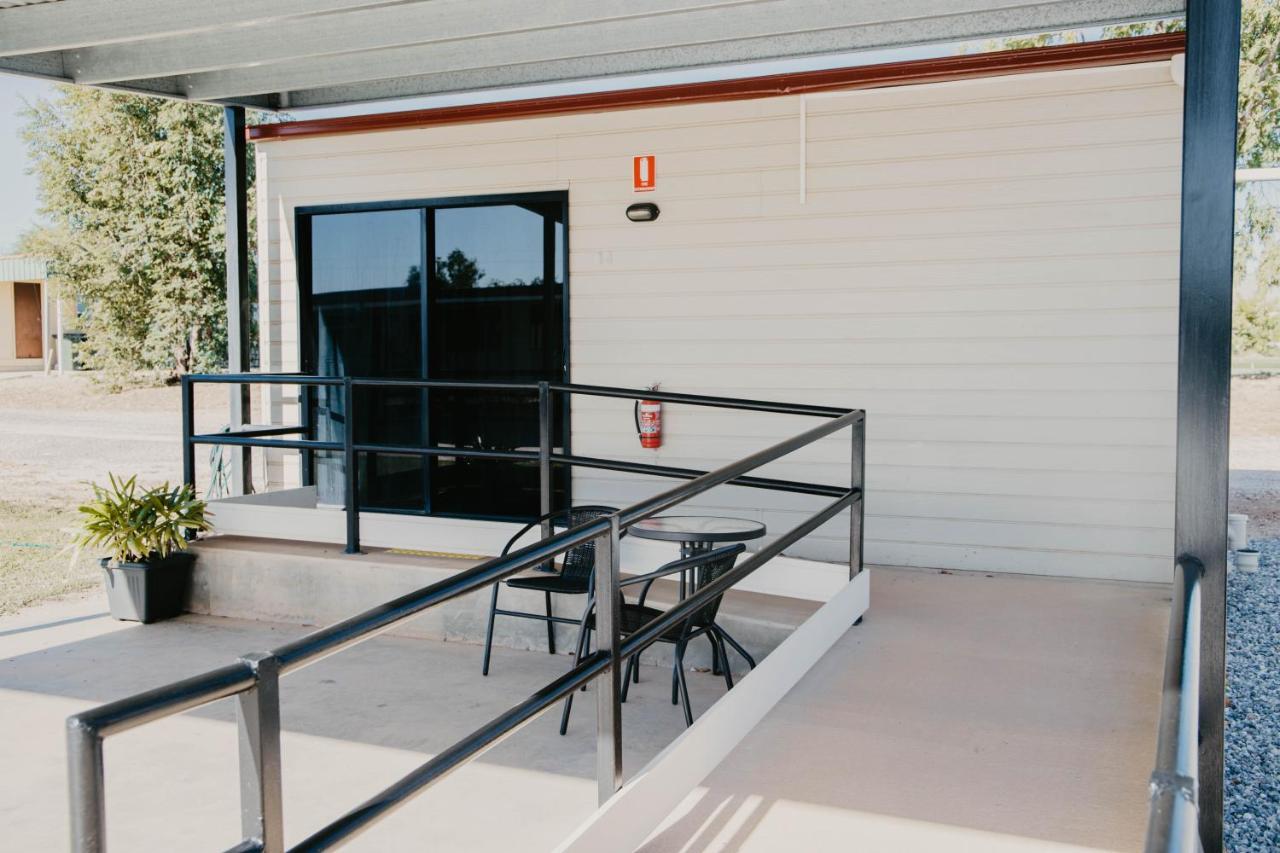 Winton Outback Motel Экстерьер фото