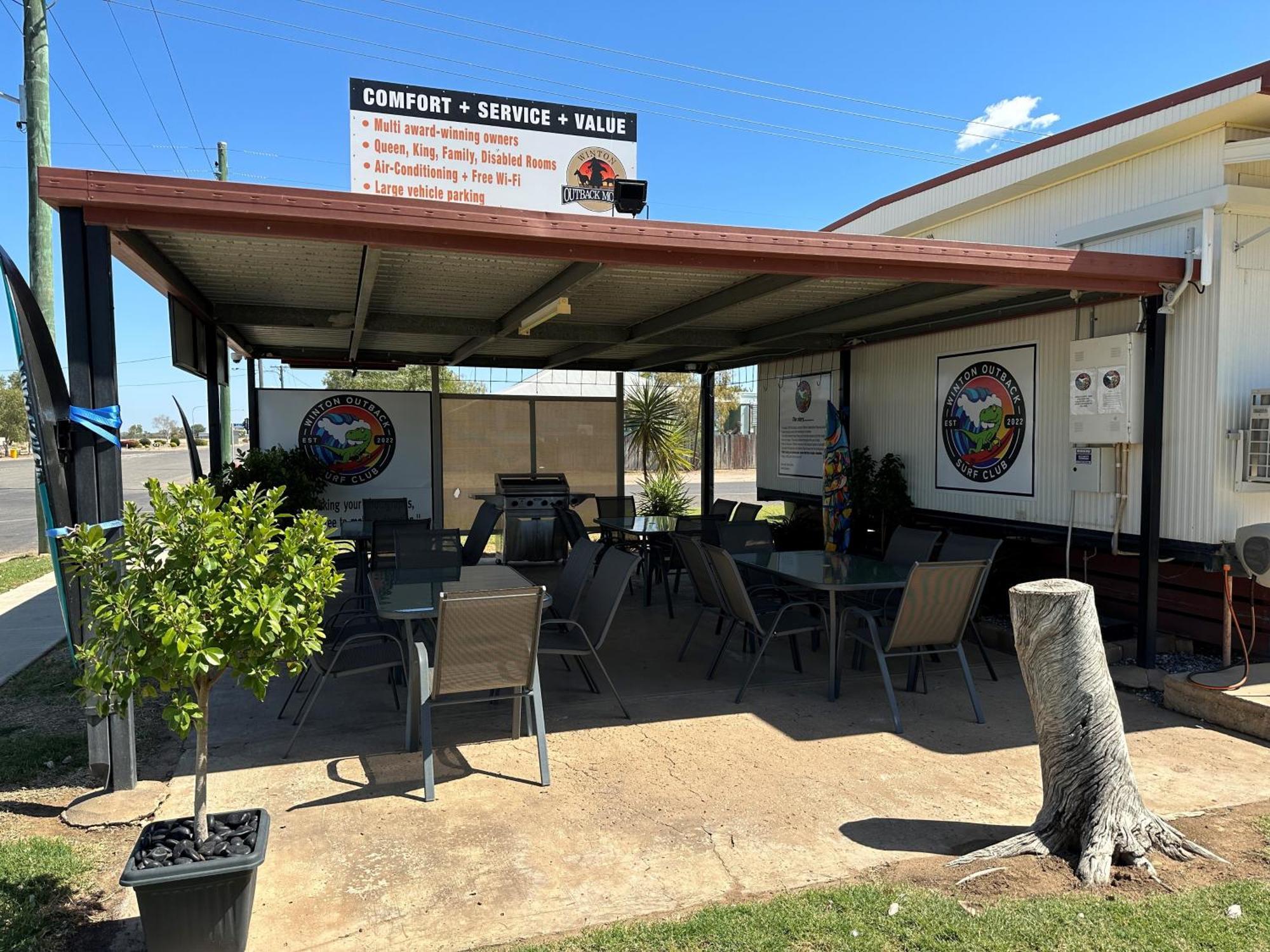 Winton Outback Motel Экстерьер фото