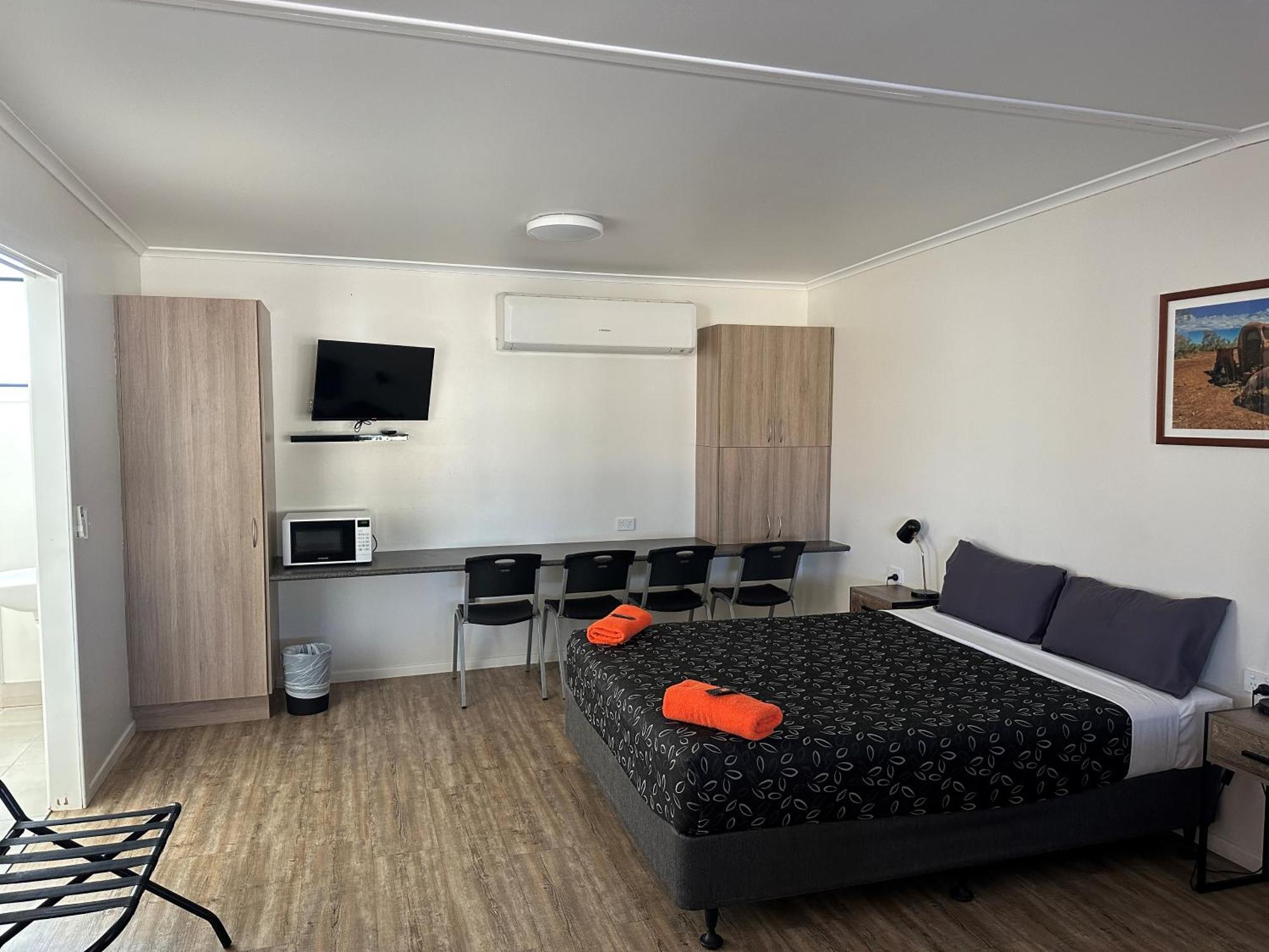 Winton Outback Motel Экстерьер фото