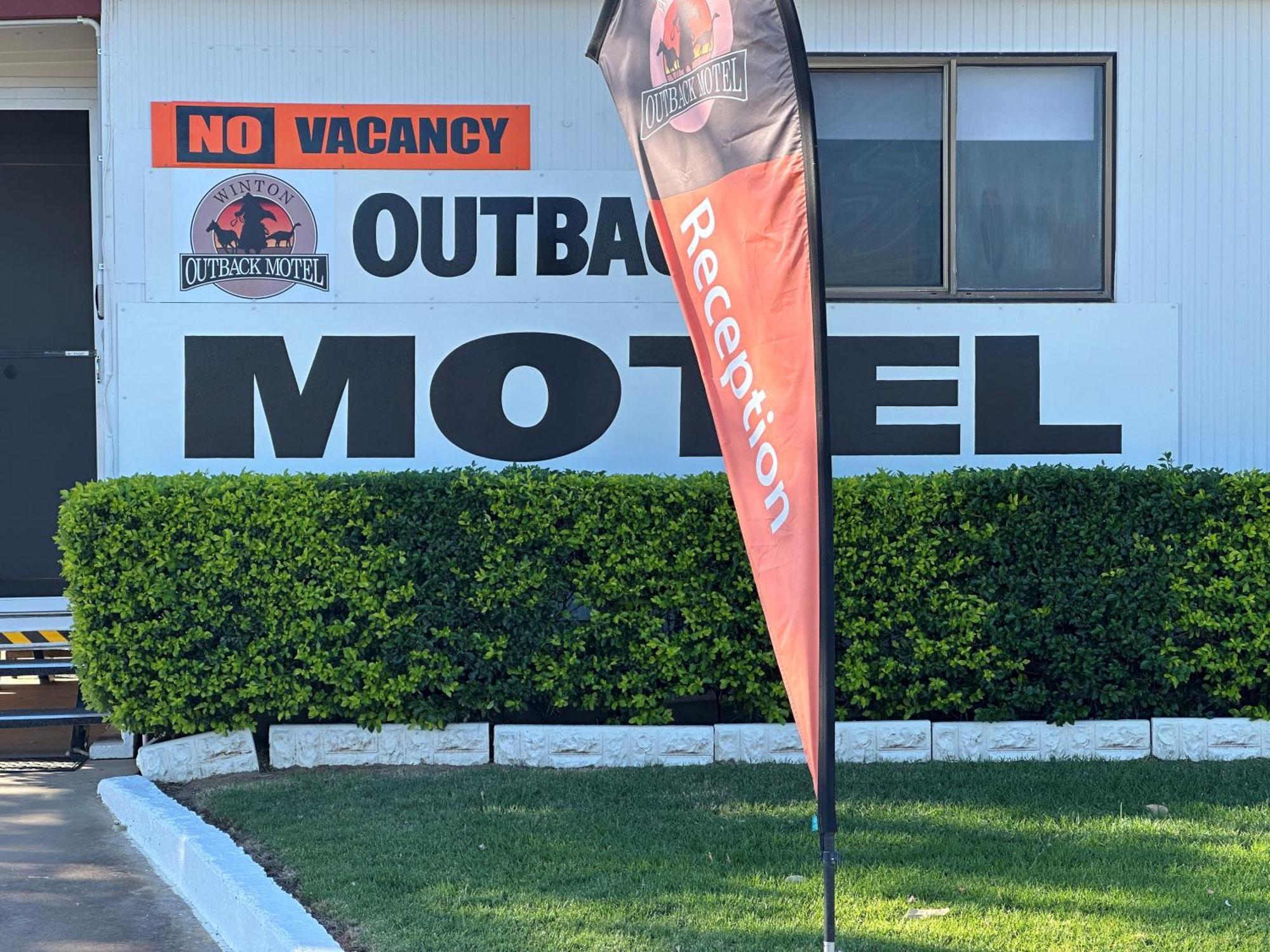 Winton Outback Motel Экстерьер фото